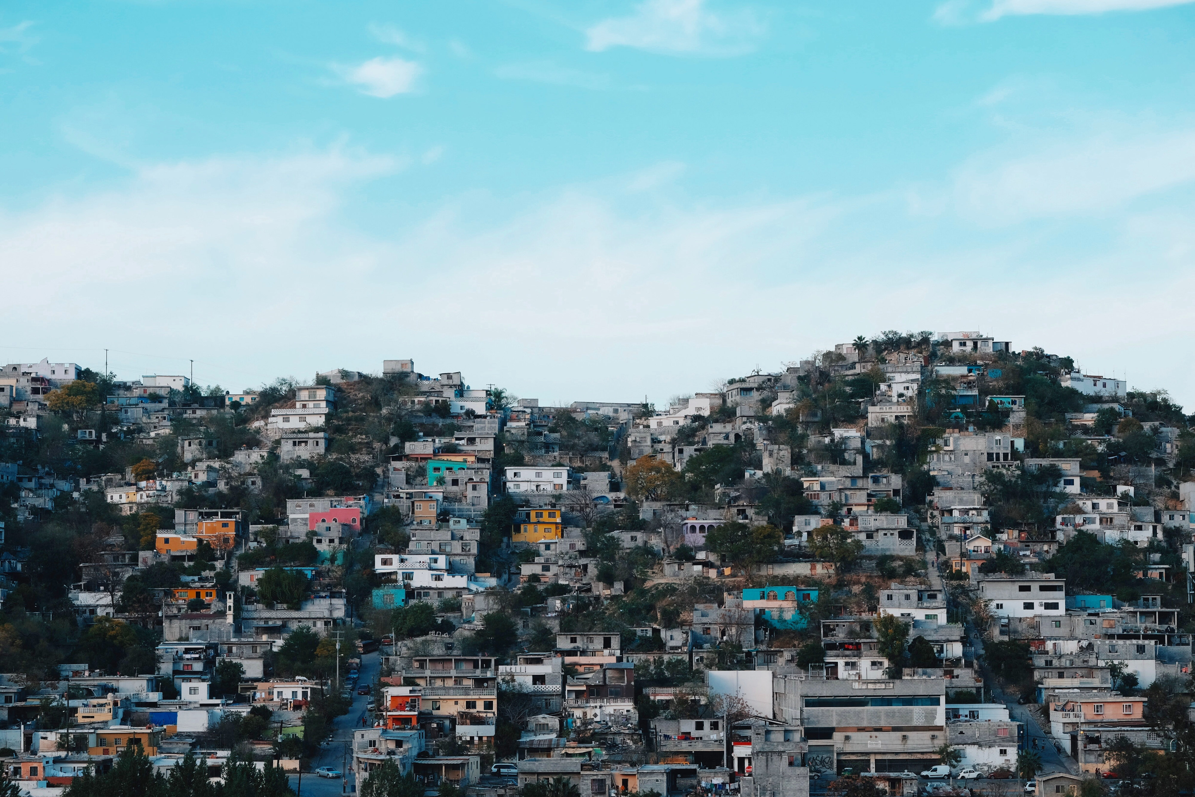 View of a residential area on a hillside in Monterrey.