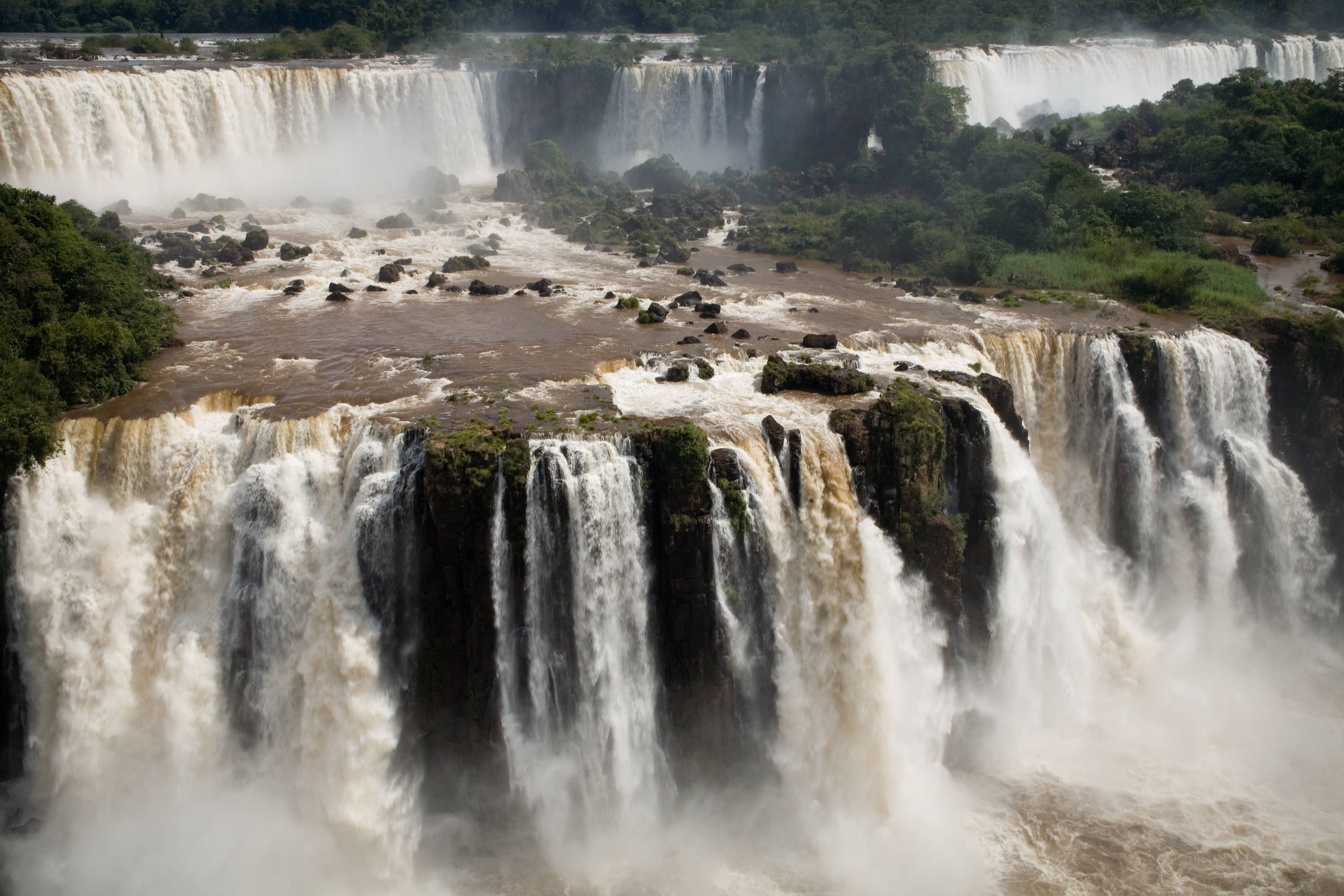 View of Iguaçu Falls, Brazil